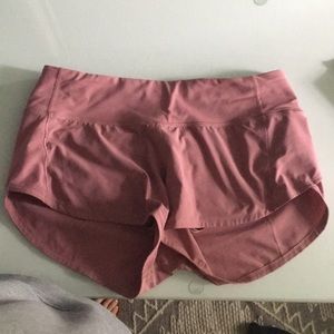 Lulu lemon speed up short